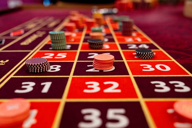 sinartogel 09 mobile app interface showing football markets and live casino options